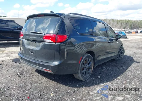 2020 Chrysler Pacifica Touring L Plus z USA, uszkodzony, nr VIN 2C4RC1EG5LR235790